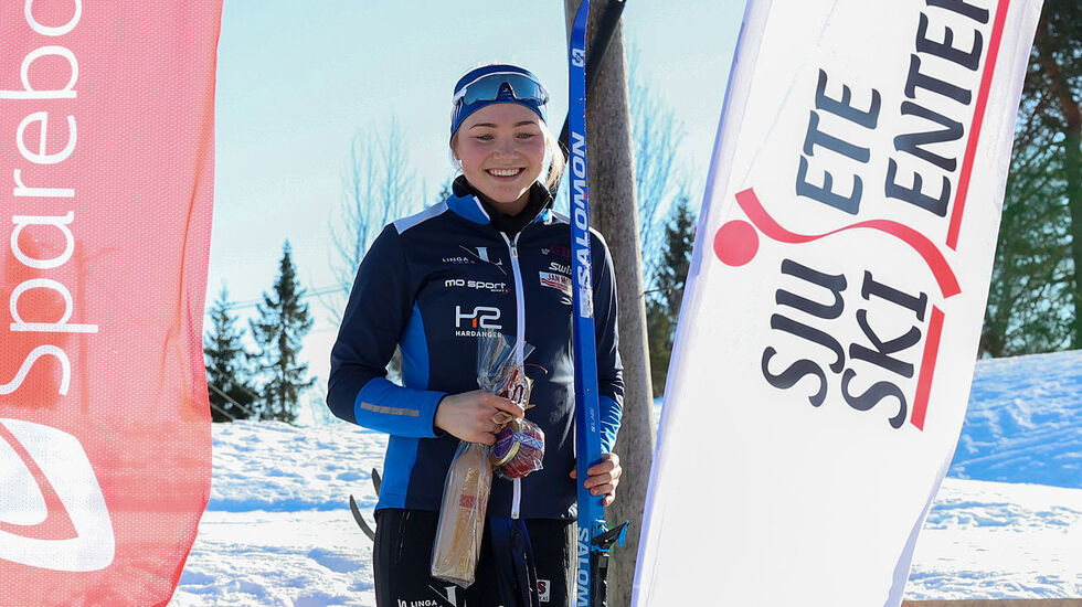 Skiskyttar Hanna Børve ho har opp gjennom åra trena tallause timar på Sjusete skisenter, der Torefjellsrennet gjekk i helga. I helga vann ho fristilsdistansen i dette rennet. (Alle foto: Arne Dag Myking)