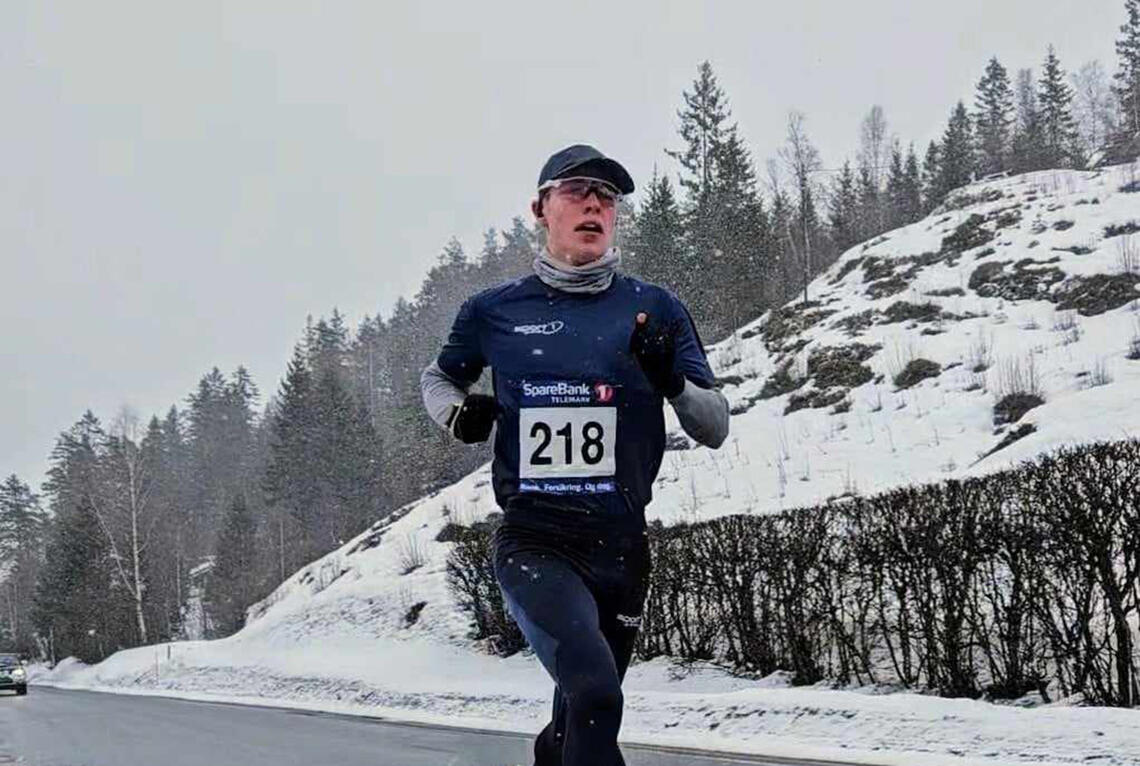 Vebjørn Hovdejord satte løyperekord i landeveisløp i Lunde. (Foto: Iver Fjelldalselv)