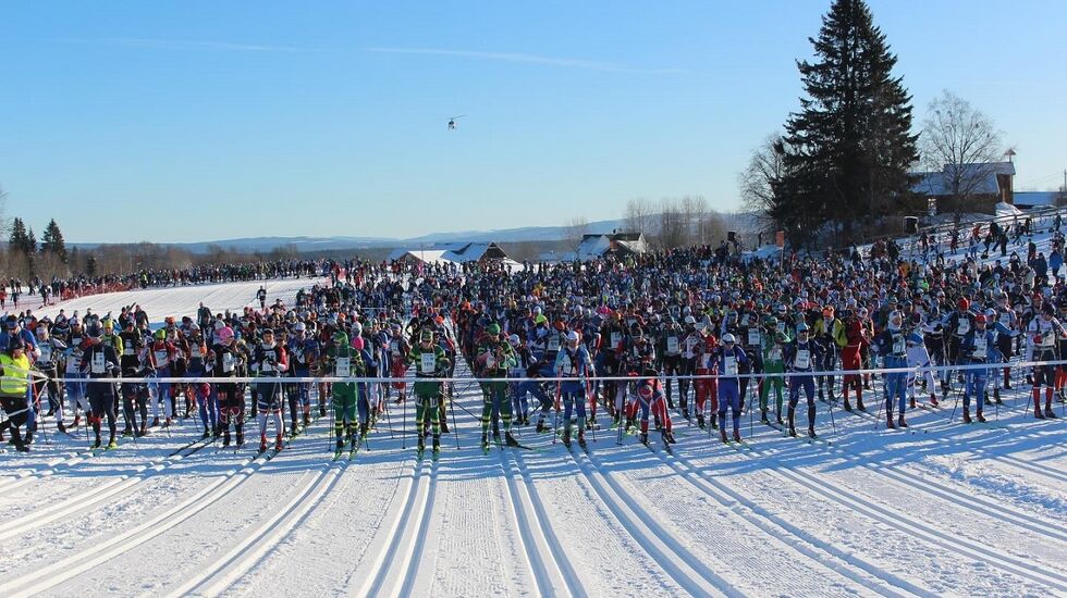 Fra starten for pulje 1 på Tingstadjordet. (Foto fra Birken facebookside)