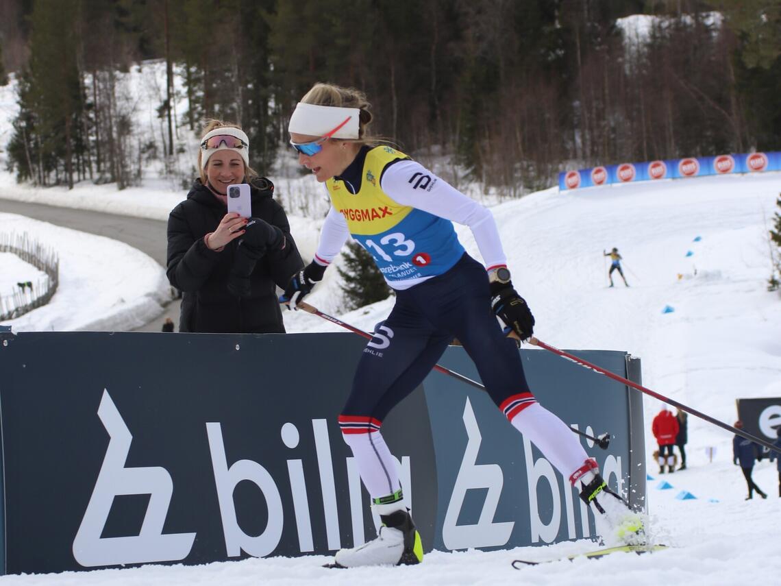 Ingen tvil om hvem som var i fokus før, under og etter kvinnenes 30 km i NM del 2 på Lillehammer. (Foto: Rolf Bakken)