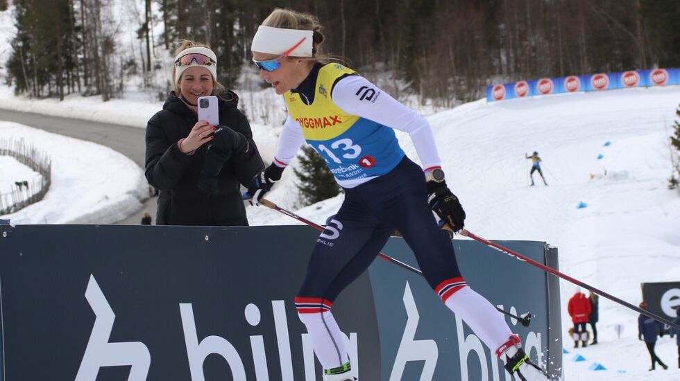 Ingen tvil om hvem som var i fokus før, under og etter kvinnenes 30 km i NM del 2 på Lillehammer. (Foto: Rolf Bakken)