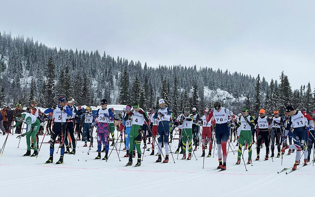 80 løpere stilte til start på hoveddistansen på 28 kilometer. (Foto: arrangøren)