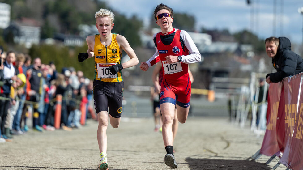 Det ble kamp om gullet, med Fabian Vibekken (t.v.) som seirende foran Eric Haugen Grønvold. (Foto: Samuel Hafsahl)