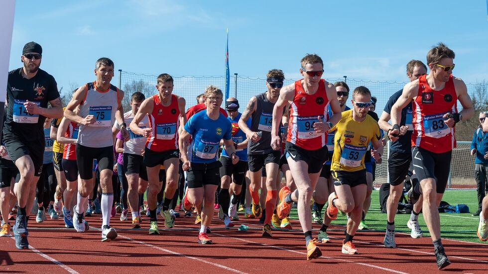 Torghatten Maraton. Her fra starten i 2023. (Foto: Nomi Kristoffersen)