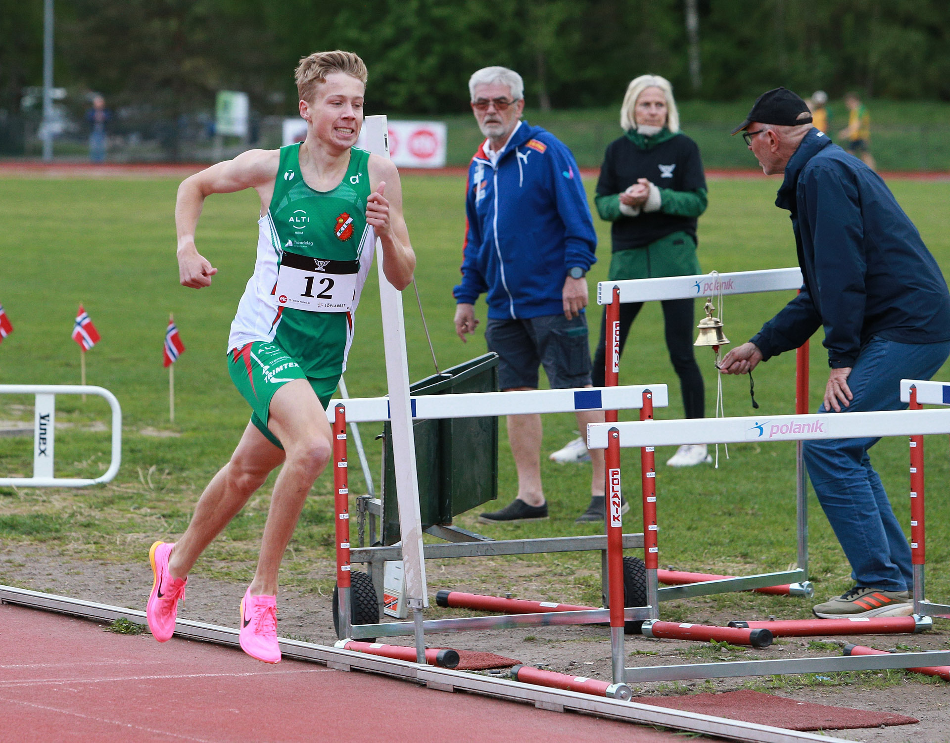 MS-Aheat_1500m_Haakon_Moe_Berg_har_dratt_fra_idet_klokka_ringer_AZ3T6209.jpg