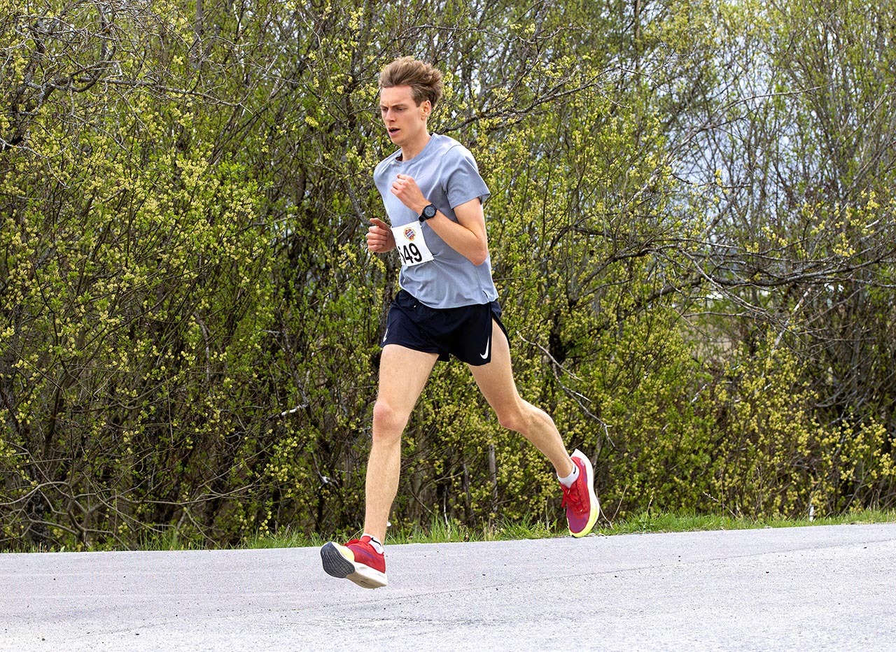 Øyvind Snilsberg fra Oslo vant 10 km på 32.44.jpg