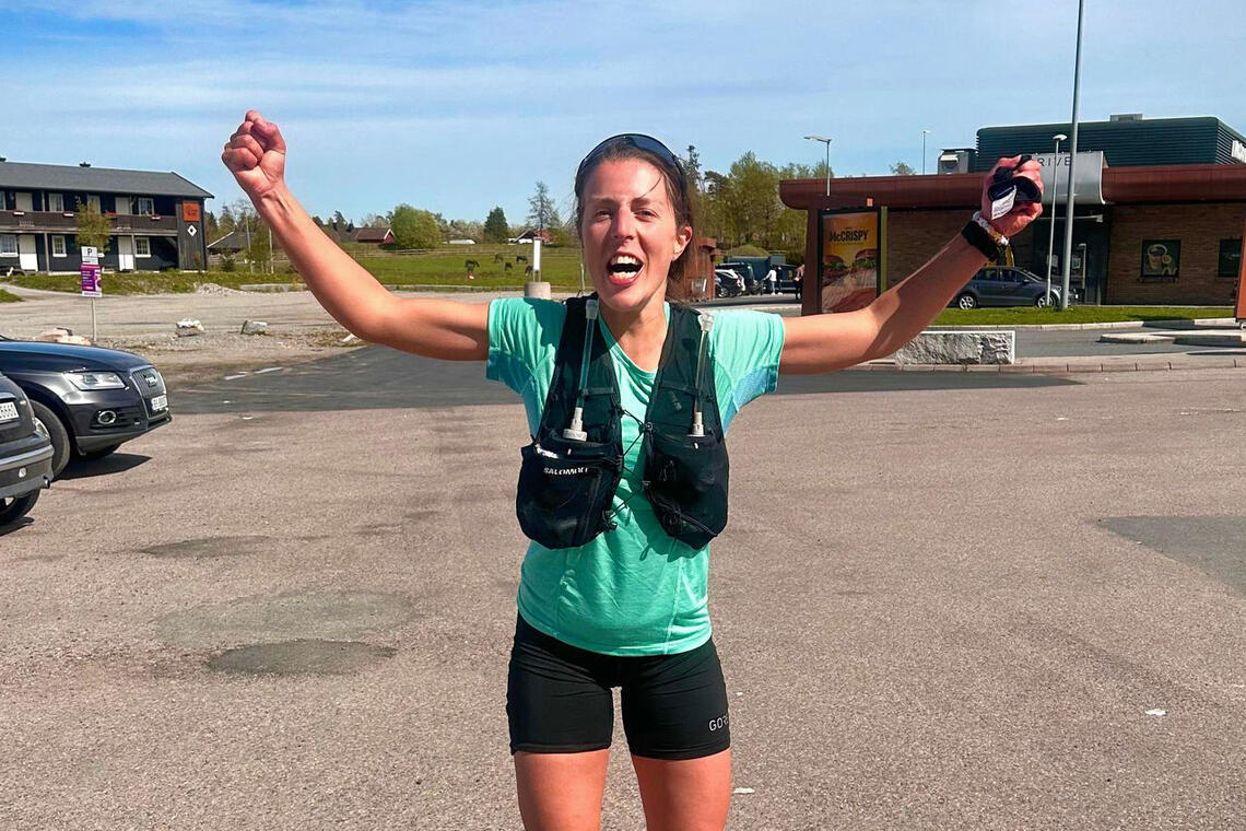 Miriam Myhren Bouchleh har sprengt sine egne grenser. 250 kilometer løpt på 30 timer. (Foto: Andreas Lunde Grindstein)