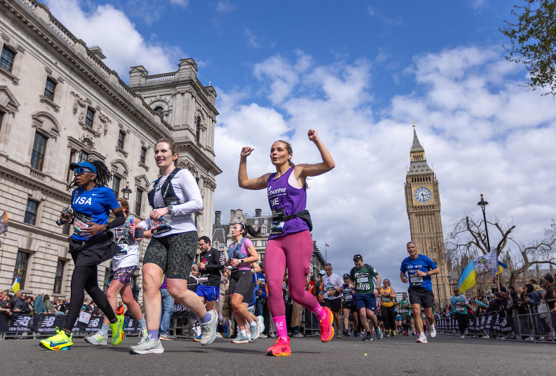 Maratonløping er noe stadig flere vil prøve seg på, og årets London Marathon var et nytt eksempel på det. (Foto: TCS London Marathon)