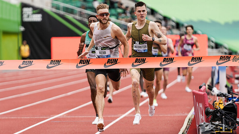 Som en reprise av VM-finalen på 1500 meter i fjor: Josh Kerr vinner foran Jakob Ingebrigtsen. (Foto: Wanda Diamond League/Matthew Quine)