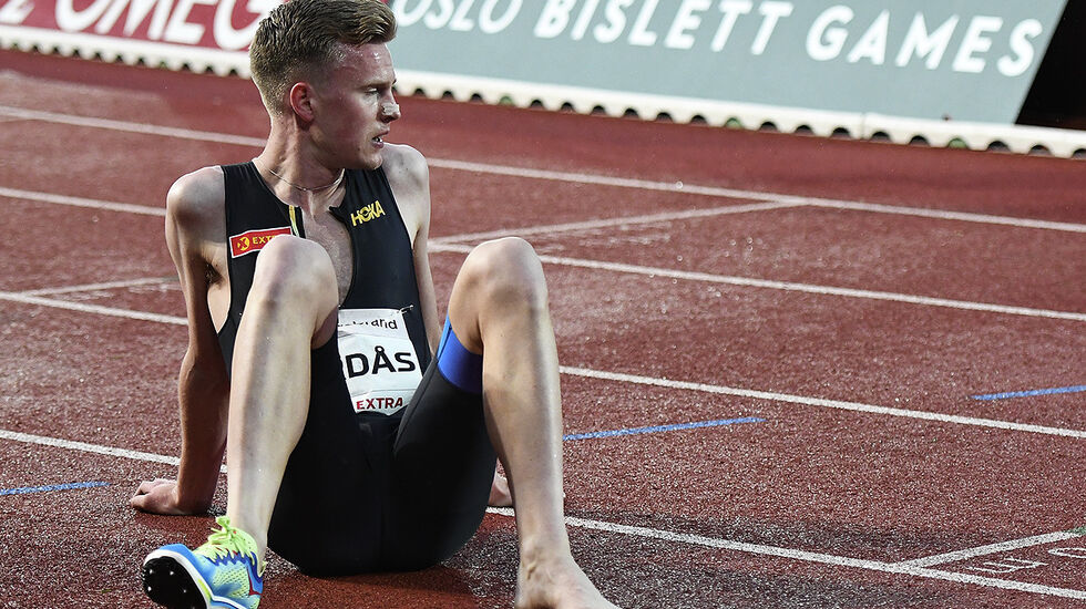 Narve Gilje Nordås etter 1500 meter på Bislett Games. Skomangel. (Foto: Bjørn Johannessen)