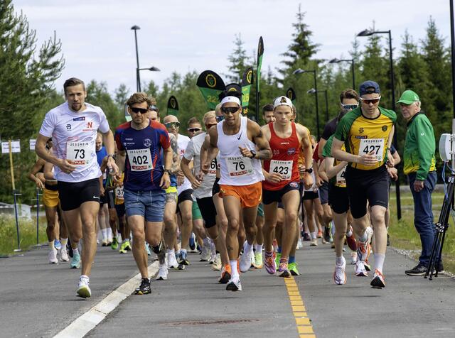 Janis Arsenikovs (73), Espen Værnes( 402), Ken Moon-At (76), Gjermund Lundemo Syvertsen (423), Thomas Roth (427). (Foto: Bjørn Hytjanstorp)