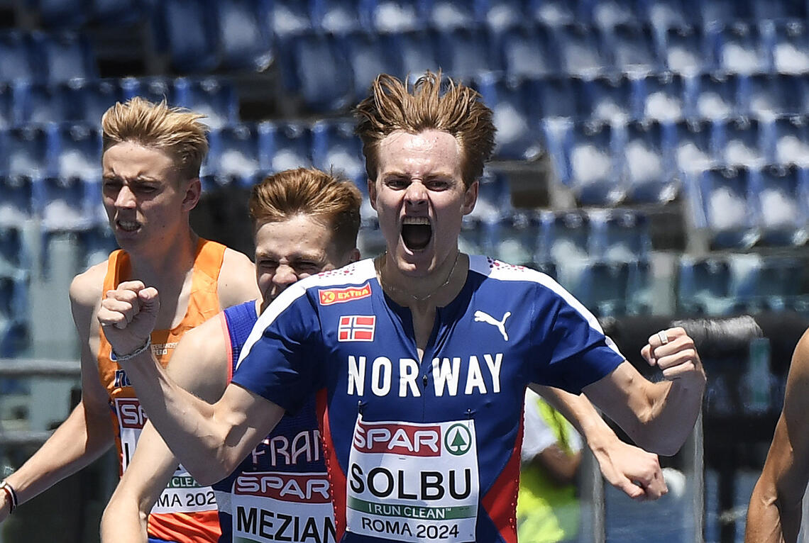 Ole Jakob Solbu kunne juble for heatseier på 800 meter og en plass i semifinalen i EM. (Alle foto: Bjørn Johannessen)