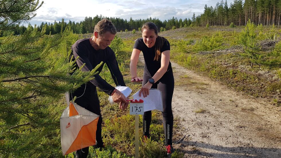Kamp om målstempling. (Foto: Stein Arne Negård)