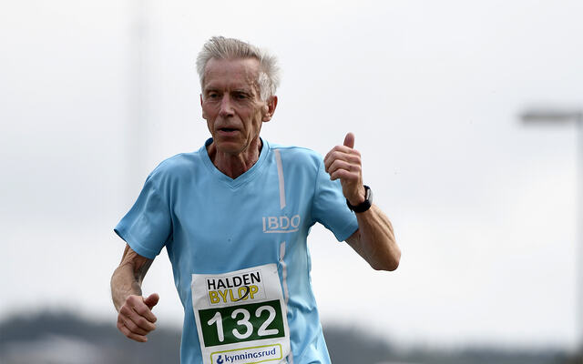Henrik Lund Raagaard har konkurrert i løping i mindre enn 10 år, men har satt en rekke rekorder både i 75- og 80-årsklassen. (Arkivfoto: Bjørn Johannessen)