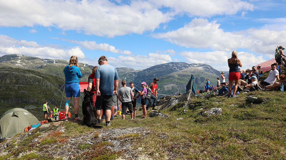 Snart blir det motbakkeløp opp til denne toppen igjen. (Foto: Arne Dag Myking)