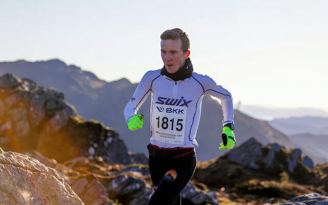 Erland Eldrup var suveren i det 70 km lange terrengløpet i Spania, men ble disket. Her er han fra Blåmannløpet i Bergen i 2022. (Foto: Arne Dag Myking)