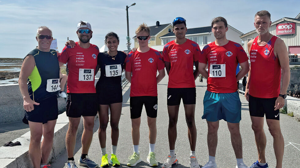 Aure IL sørget for mange medaljer på 10 km. Fra venstre: Dag Oddvar Nordheim, Øystein Nordheim, Meera Sagli, Mathias Lillehagen, Kristoffer Sagli, Kasper Sagli og Håvard Sagli. (Foto: Arrangøren)