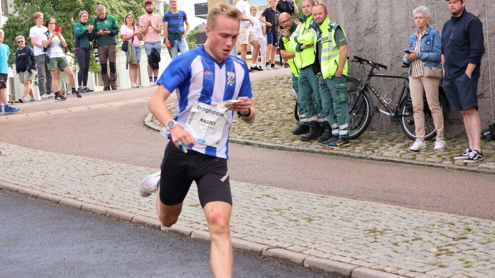 Kasper Fosser inn til seier 19 sekunder foran Jørgen Baklid onsdag kveld. (Foto: Bjørn Hauge)