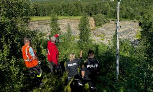 bilde fra befaring 31.07.2024 - personell fra kommunen, NVE og politiet