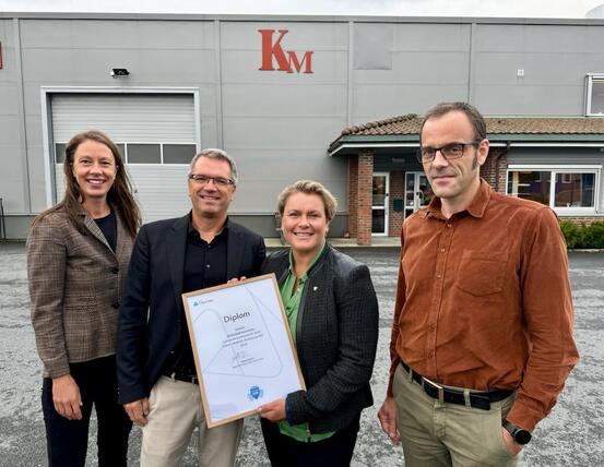 Ida Marie Ruud Stemmedalen (Rakkestad Næringsråd), Jon-Vidar Knold (NHO Viken Oslo), Karoline Fjeldstad (ordfører i Rakkestad), Knut Lyngstad (KM Bygg)