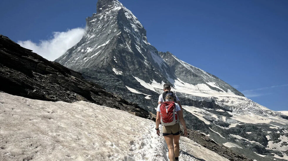Selv om en ikke skal helt til toppen av Matterhorn, så kan vandringene i Zermatt-området by på utfordringer. (Foto: privat)