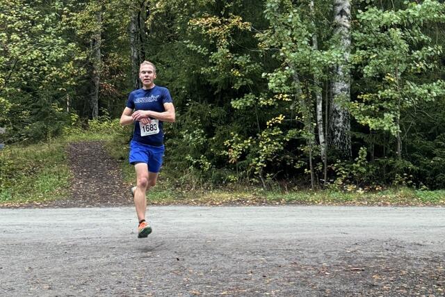 Jo Reistad var førstemann i mål også i Moelv. (Foto: Hilde Hagevik Odde)