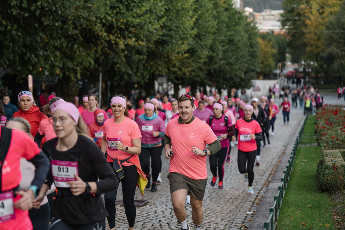 Rosa sløyfe-løpet 2024_Foto Veronika Stuksrud - Fotova_032