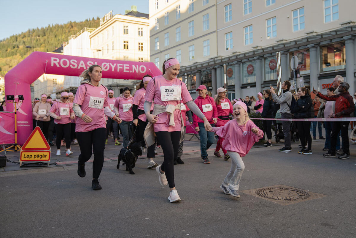 Rosa sløyfe-løpet 2024_Foto Veronika Stuksrud - Fotova_009