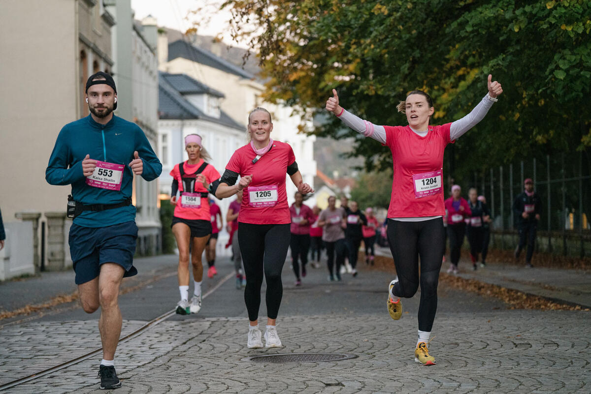 Rosa sløyfe-løpet 2024_Foto Veronika Stuksrud - Fotova_045