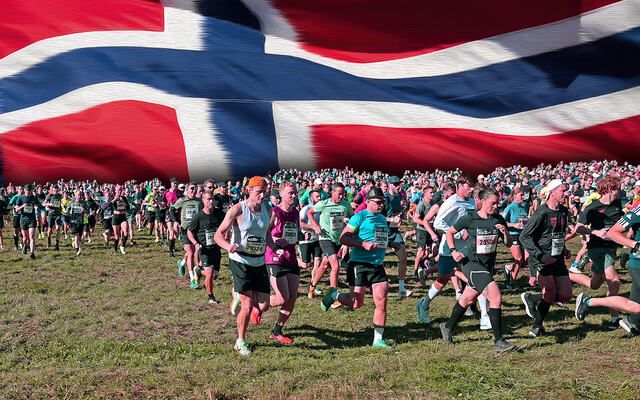 Lidingöloppet er et gigantisk arrangement med flere titalls tusen løpere i aksjon. Noen nordmenn tar også turen til den fine øya i Stockholm. (Foto: Tom-Arild Hansen)