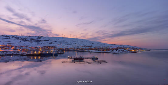 På bilde: Båtsfjord i april. Foto : GN