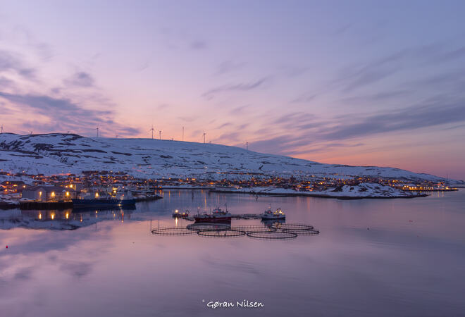 På bilde: Båtsfjord i april. Foto : GN