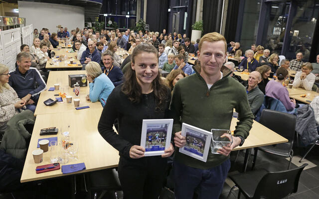 Ragnhild Haukåen fra Sør-Vekkom Lauparlag og Mads Buhaug fra Øyer-Tretten IF fikk premier for beste løpere sammenlagt i karusellen, med en samlet løpstid i de ti løpene på hhv. 3:16:15,2 og 2:49:14,5.
