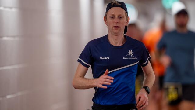 John F. Jahre i føringen etter 6 timer i kjelleren på Bislett. (Foto: Samuel Hafsahl)