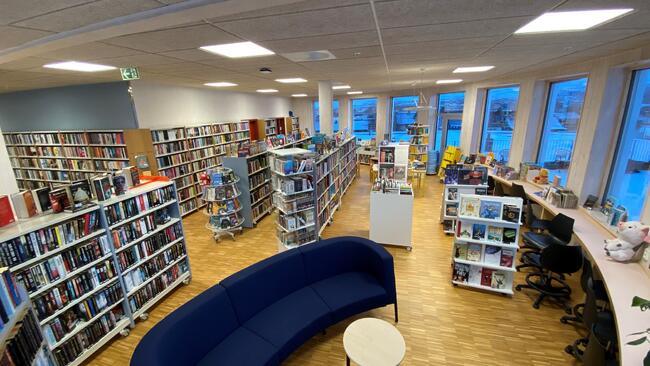 På Bildet: Biblioteket interiør.. Foto: GN