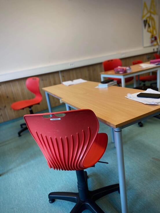 stol og pult @innsats for andre, Lavangen skole stol og pult @innsats for andre, Lavangen skole