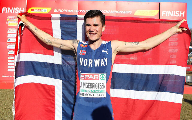 Jakob Ingebrigtsen har vunnet to gull i seniorklassen og fire gull i juniorklassen i EM terrengløp. Vil det bli nok et gulløp på søndag? (Foto: Kjell Vigestad)