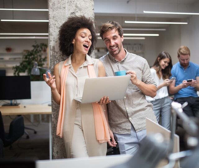 Den viktige balansen mellom tillit og kontroll i et hybrid team