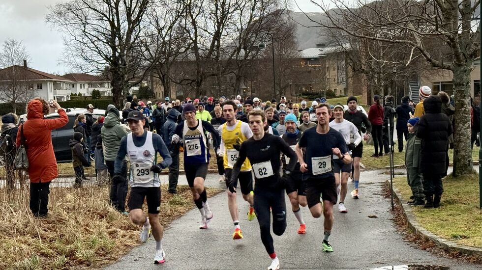 Halvmaraton hadde flest deltakere, Her ser vi fra starten fra Moa der 127 løpere fullførte distansen.