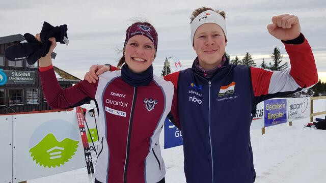 Anna Ulvensøen og Styrk Hundseid Kamsvåg etter den første Norgescup-seieren i D/H21 lørdag.