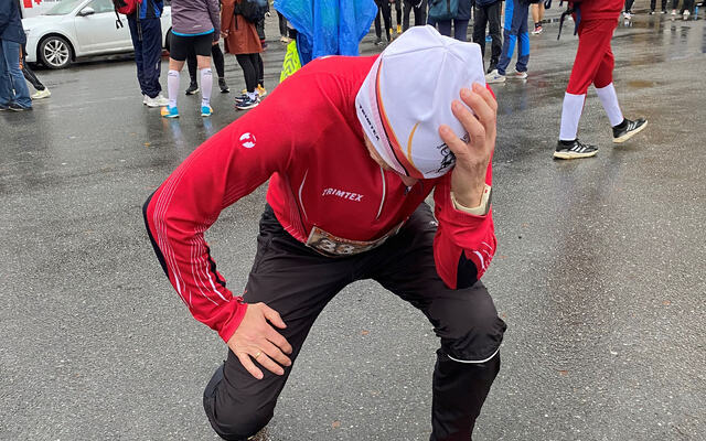 Alf B. Dahl gav det han hadde i prosjektet som gikk ut på å springe maraton under 3 timer etter fylte 70 år. Men til sist sa det stopp. (Foto: privat)