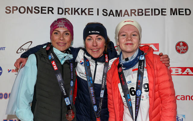 Premiepallen kvinner 5 km: Leni Økland-Lihaug, Eli Anne Dvergsdal og Ingrid Regine Undertun-Flesland. (Alle foto: Arne Dag Myking)
