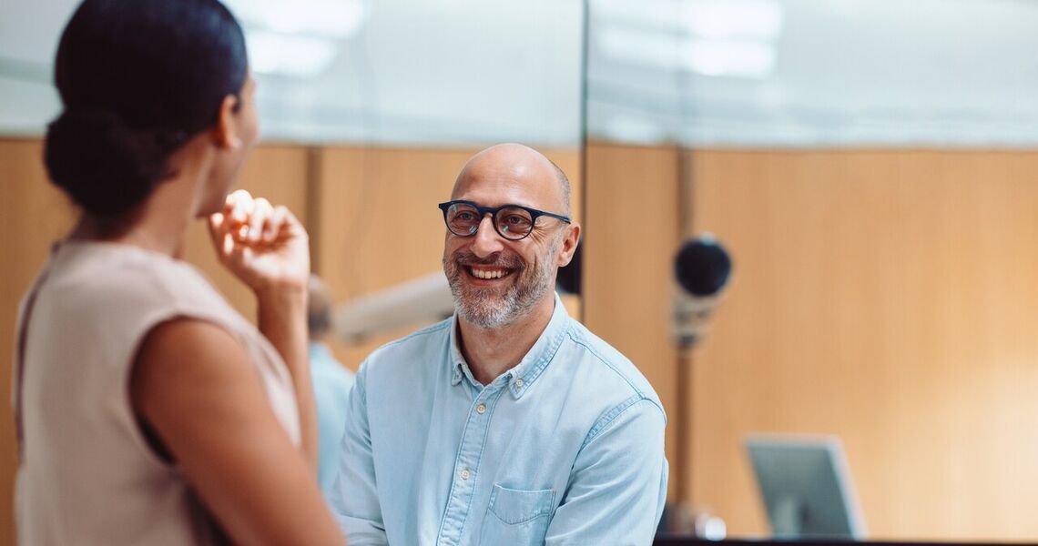 Forskningen bekrefter det vi alle mistenker: Trivsel er nøkkelen til godt lederskap. Det er et viktig og grunnleggende budskap som har konsekvenser for hva vi forstår som profesjonell ledelse. (Foto: Istock.com)