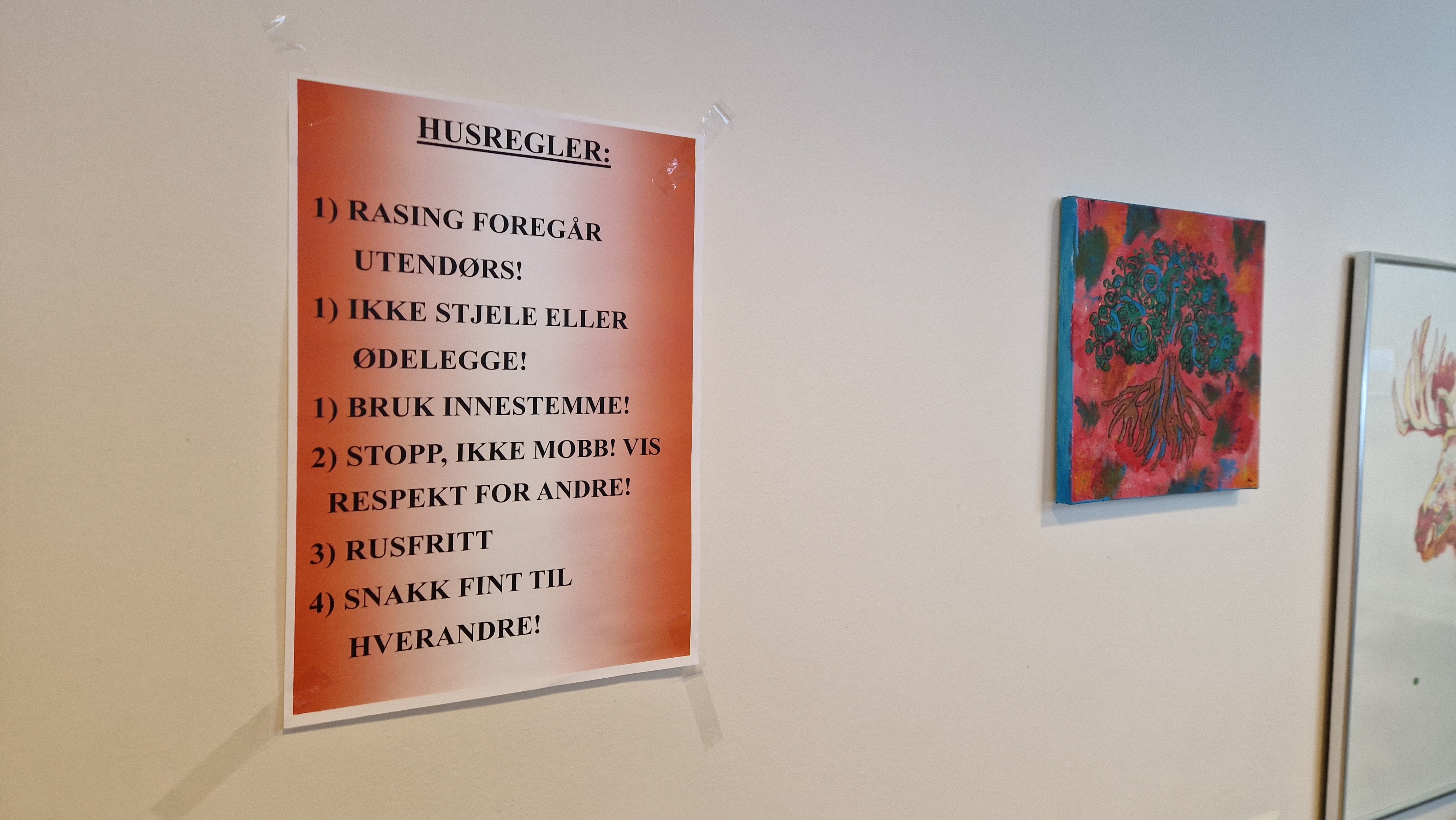 Husregler, Kom Inn