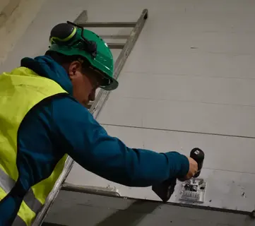 Alle bedrifter med ansatte er lovpålagt å gjennomføre risikovurdering, men ikke alle har en virksomhet med åpenbare farer. En risikovurdering er et virkemiddel for å oppnå et forsvarlig og godt arbeidsmiljø. Alle bedrifter med ansatte er lovpålagt å gjennomføre risikovurdering, men ikke alle har en virksomhet med åpenbare farer. En risikovurdering er et virkemiddel for å oppnå et forsvarlig og godt arbeidsmiljø.