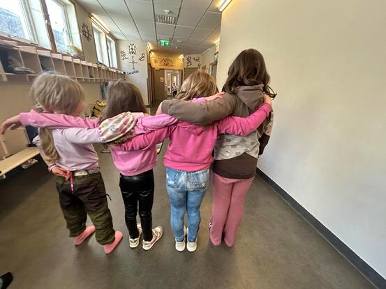 @lavangen skole, innsats for andre