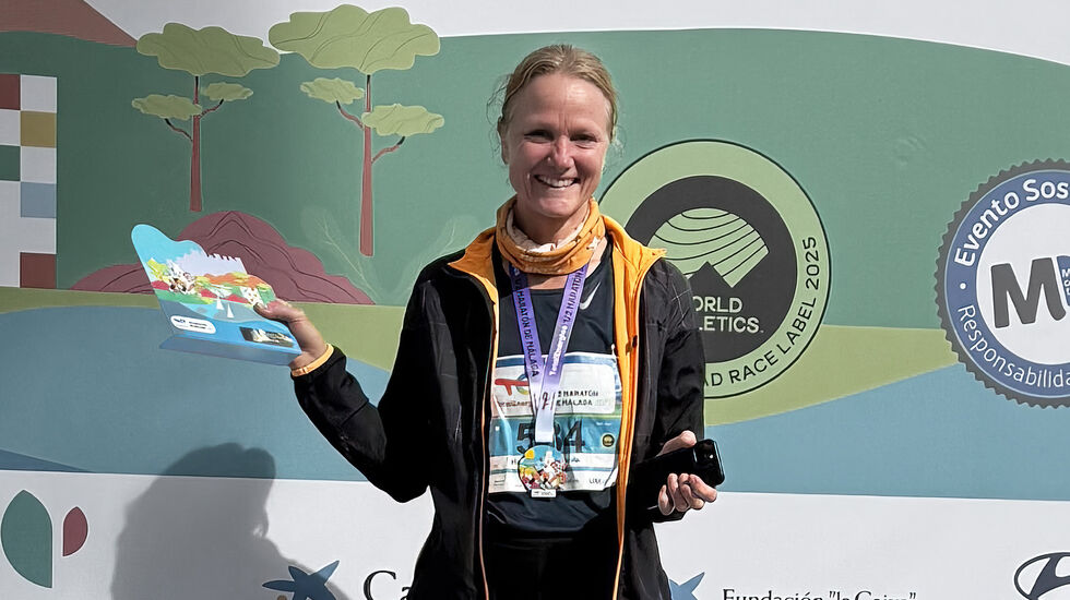 Hanna Blom Breivik var en av 94 norske løpere i Malaga halvmaraton i dag. Hun løp et godt løp, som holdt til klar klasseseier. (Foto: privat)