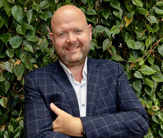 Øystein Tønnesen gjennomførte en casestudie med et internasjonalt teknologiselskap, der det ble tydelig at bevissthet rundt arbeidsformer i ulike faser av den kreative prosessen kan være avgjørende for et vellykket resultat. (Foto: Hanna Hoel Røen)