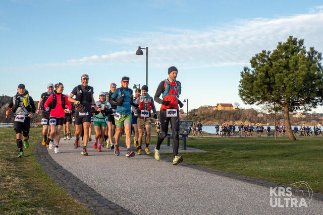 60 km-feltet la av gårde på en kjølig og klar lørdagsmorgen. (Foto: Svein Erik Bjorvand / KRSUltra)