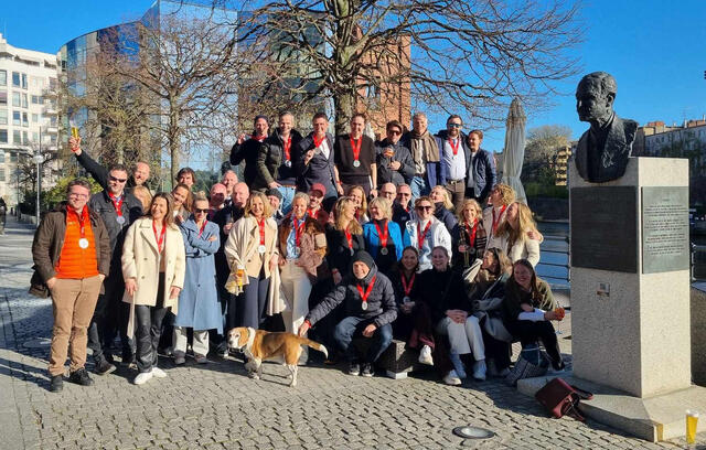 En stor vennegjeng fra Asker dro til Berlin for å løpe halvmaraton. Det vil si 27 løp og 13 var support. Fin ble helga for dem alle. (Foto: privat)